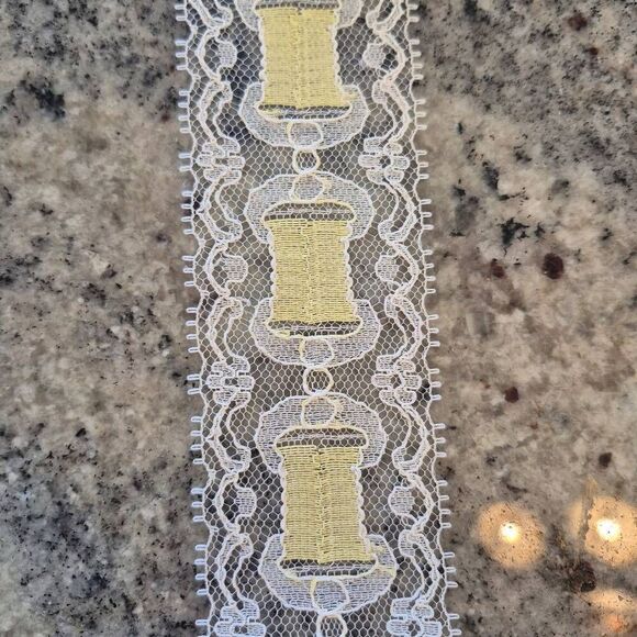 Lace, White & Yellow Nylon 2" wide x 1 yd 4" - Picture 1 of 3